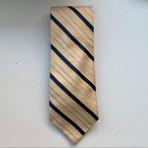 Tommy Hilfiger tie ✨ Bundle 3 for $20 ✨